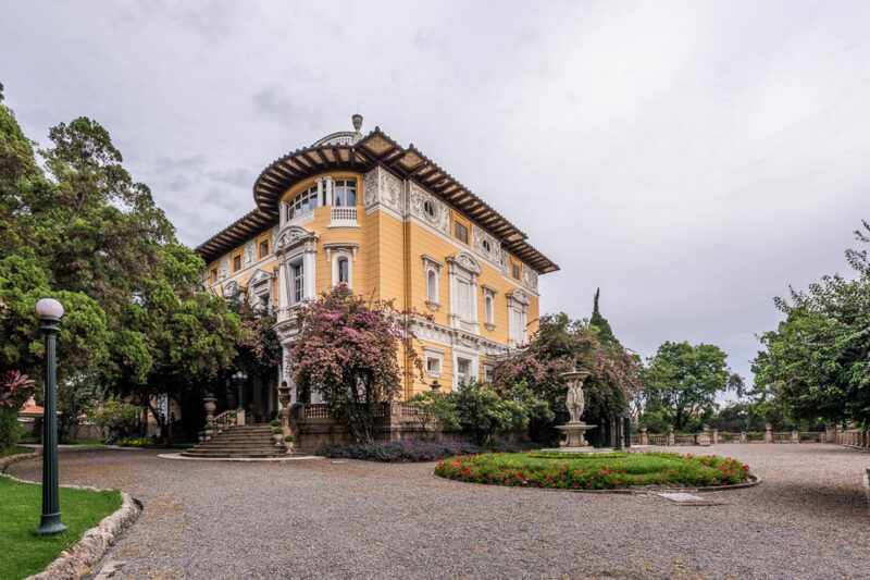 Palacio Portales